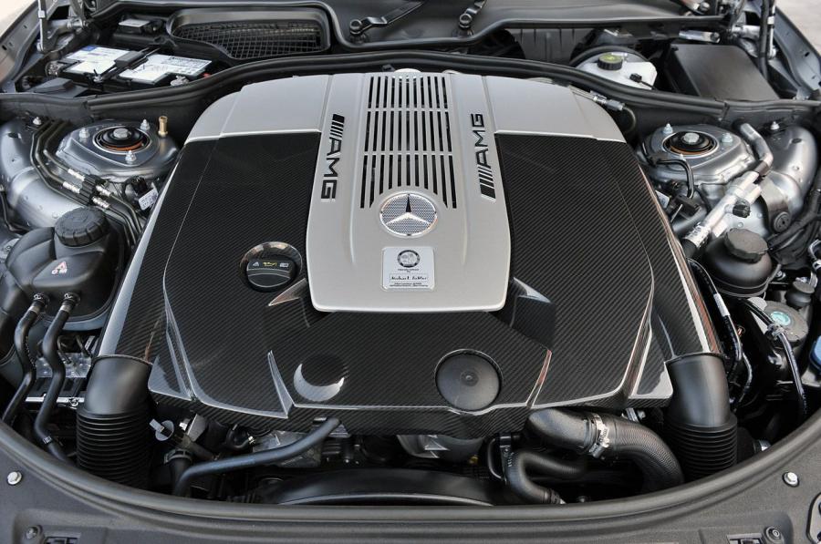  Mercedes-Benz CL65 AMG 2013 года  (фото 16 из 34)